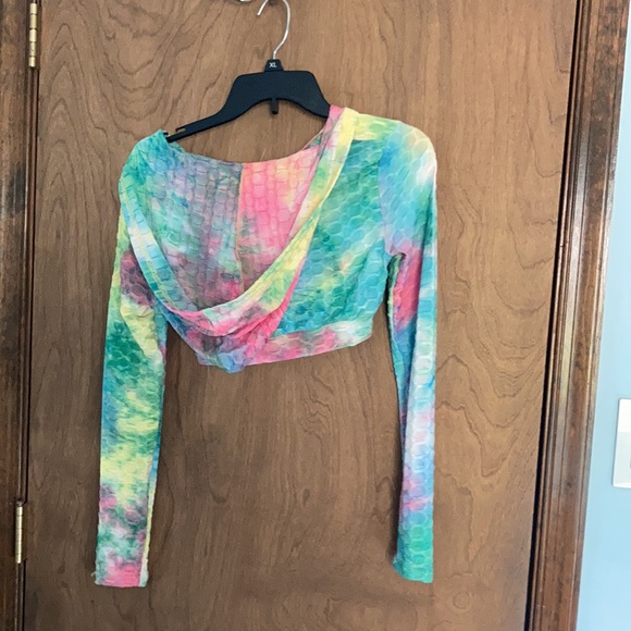 3/$24 tie dye print honeycomb hoodie crop top S juniors - Picture 14 of 15